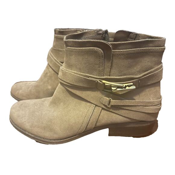 Fergalicious Women’s Taupe Suede Ankle Boots Size 8M Zip Strap Low Heel - Picture 1 of 11